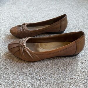 Earth Spirit Tan Leather Flats